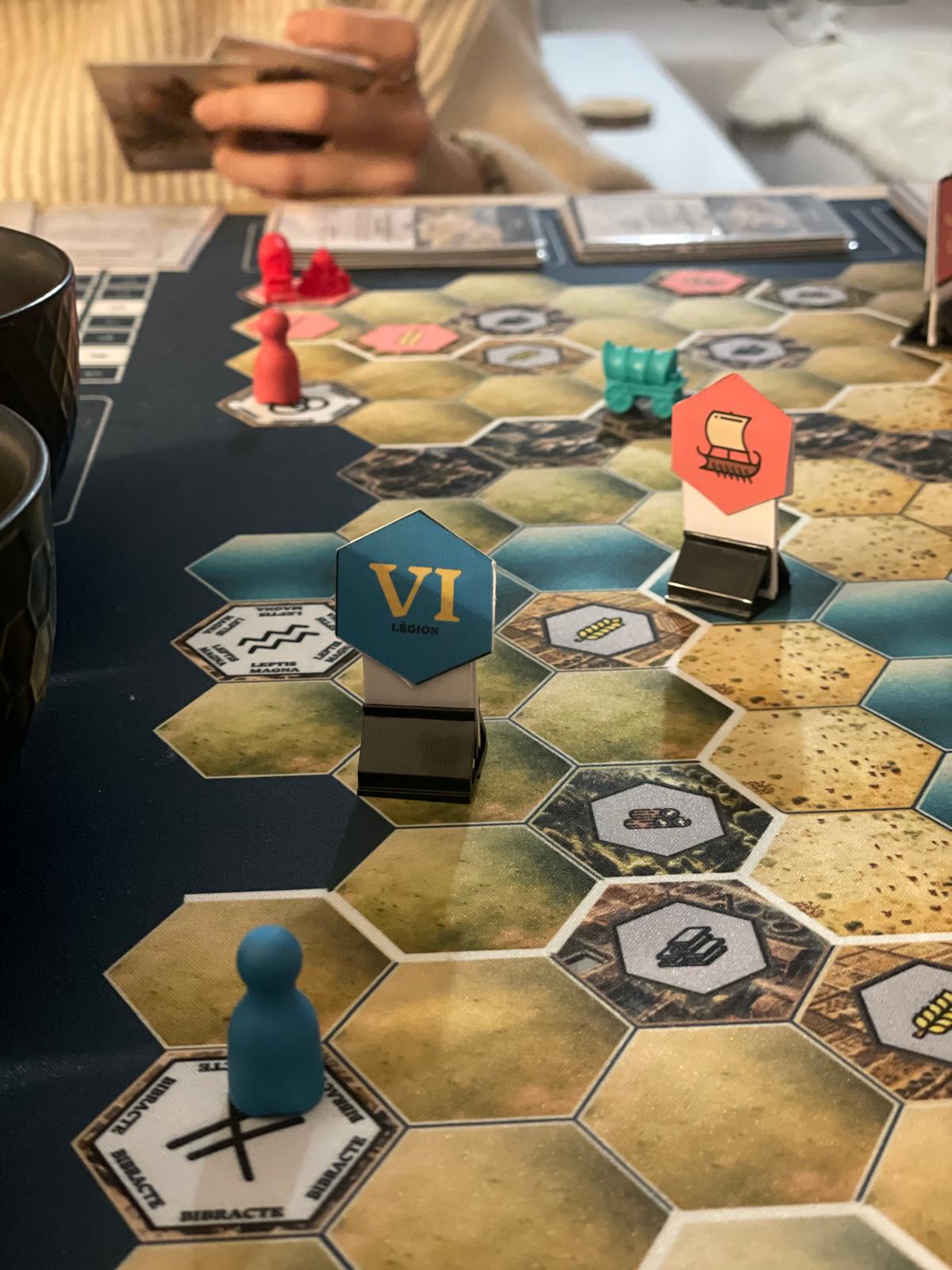 Pion IMPERO gros plan